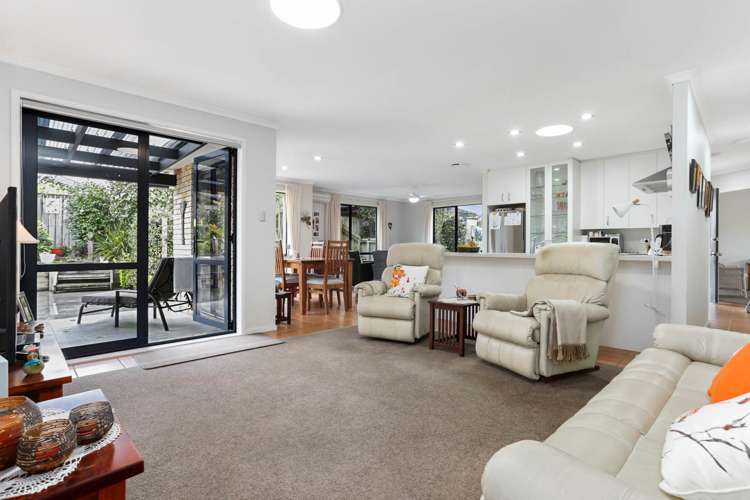 8 Waru Nui Court Orewa_9