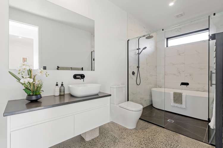 2 Shearwater Lane Point Wells_19