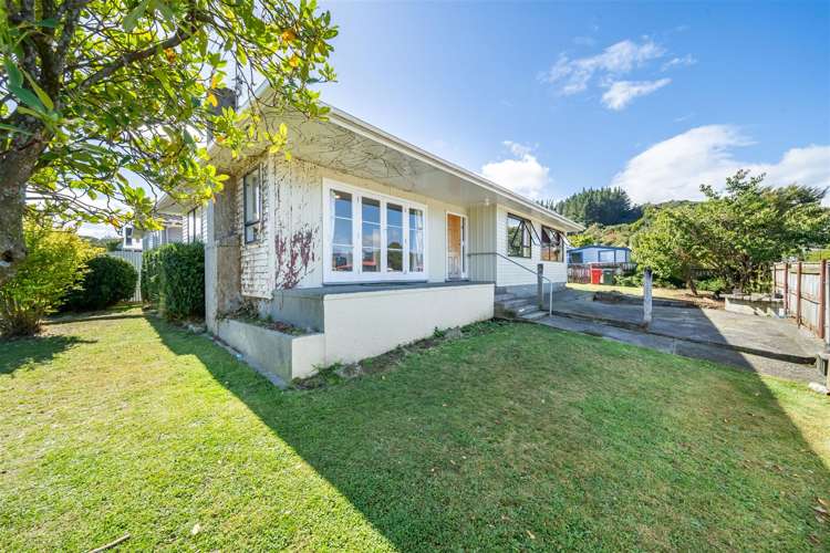 8 Meremere Street Wainuiomata_19