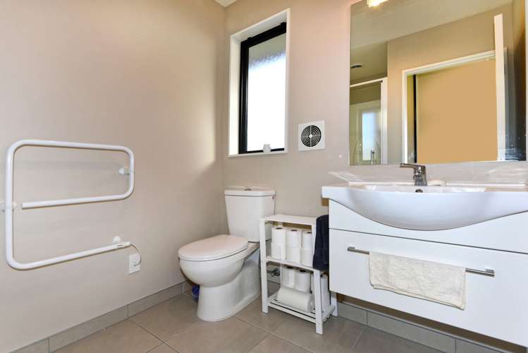 3 Victoria Street Springfield_17