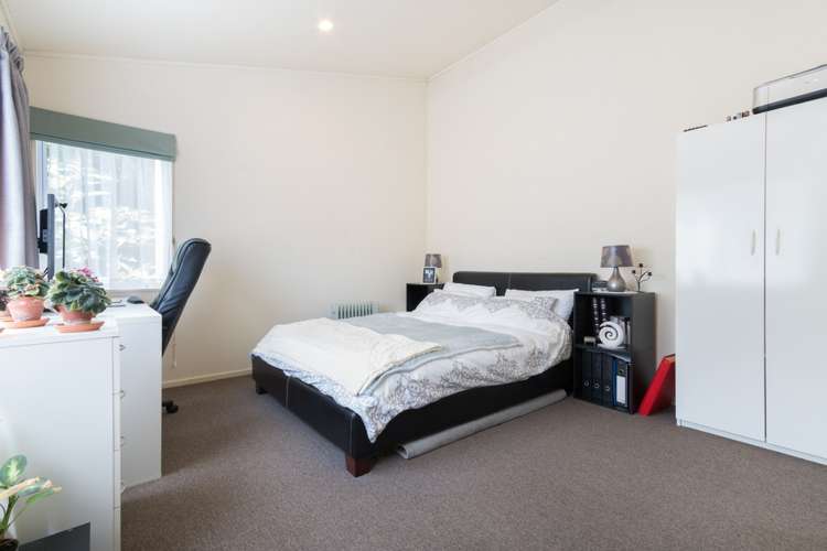 2/47 Kaipatiki Road Glenfield_7