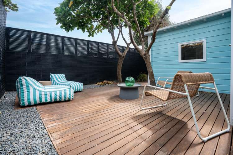 69 Marine Parade Seatoun_21