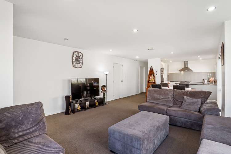 6 John Broad Place Flat Bush_6