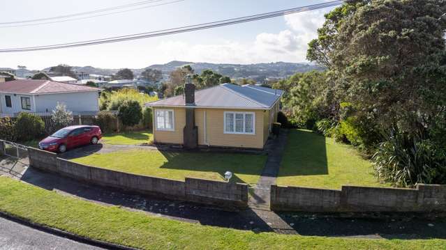 Aged Like Fine Wine - Enquiries Over $525,000