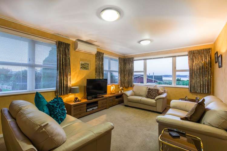 45 Rewarewa Road Te Atatu Peninsula_8