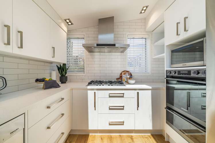 22 Kensington Avenue Petone_18