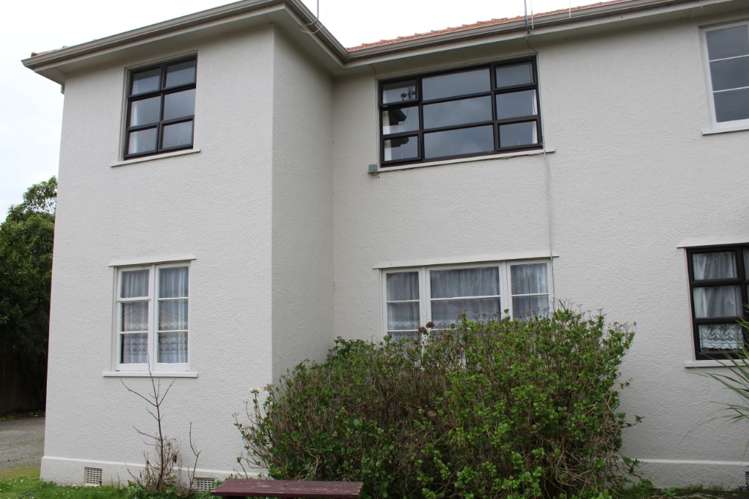 553 Featherston Street_0