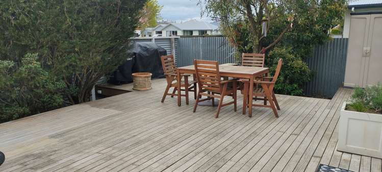 15 Queen Street Winton_8