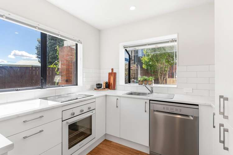 2/456 Point Chevalier Road Point Chevalier_6