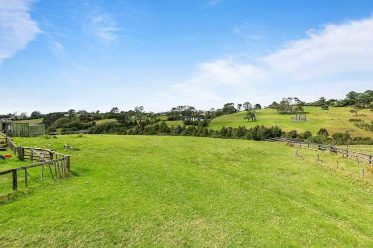 136 Okura River Road Okura_41