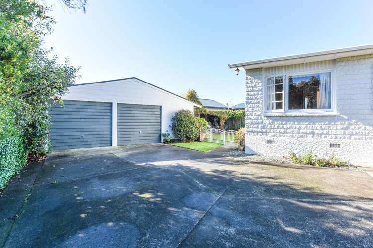11 Kipling Crescent Stoke_19
