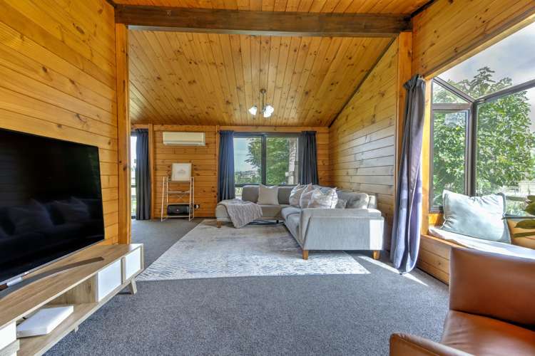 2/134 Barrett Road Temple View_10