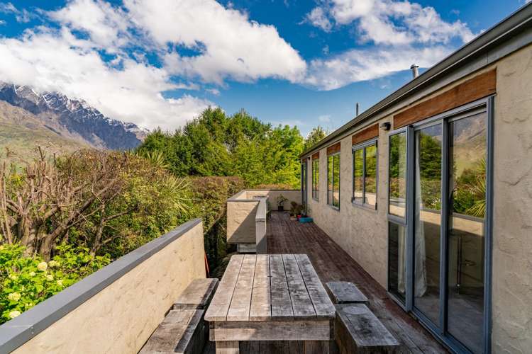 44 Ferry Hill Drive Lower Shotover_11