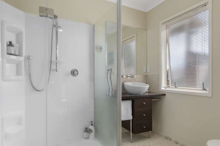 32 Twin Oak Avenue Papamoa_6