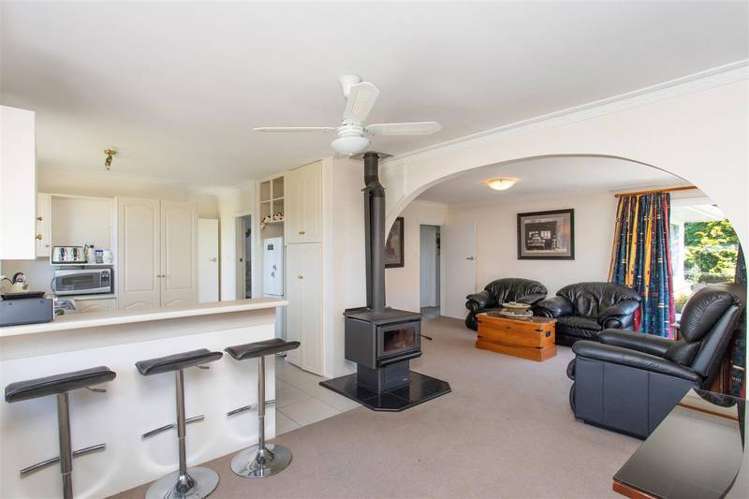 21 Oriana Crescent Hornby_4