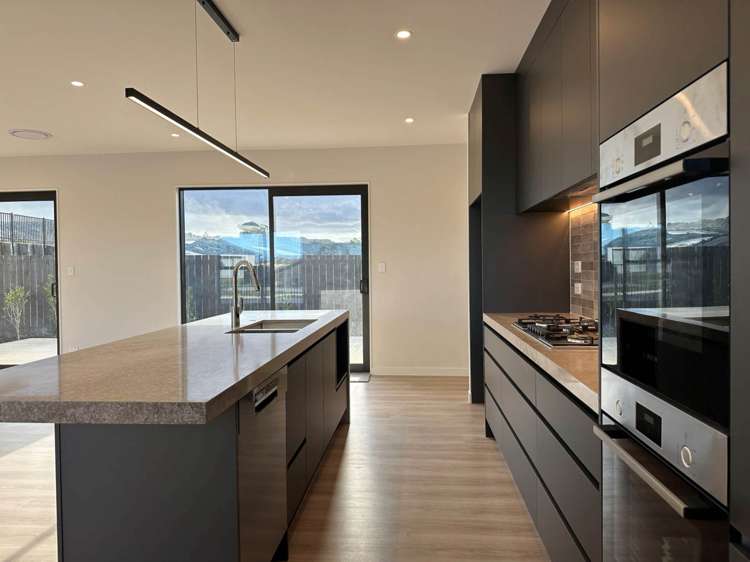 70 Parish Drive Wainui_4