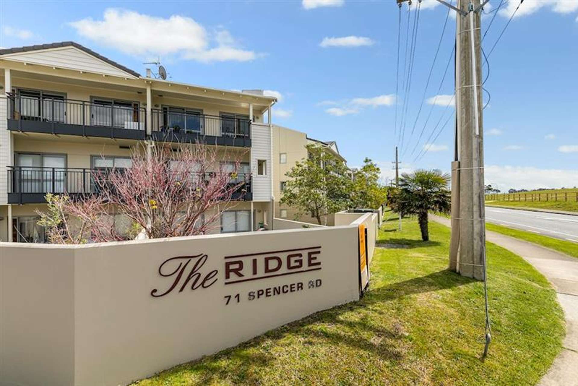 C11/71 Spencer Road Oteha_0