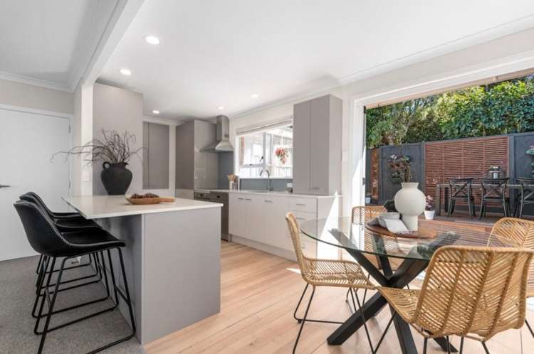 24 Warwick Place Brookfield_3