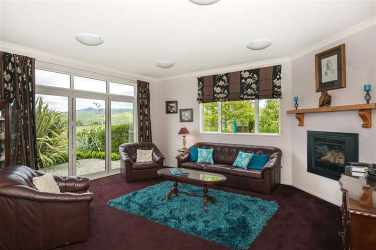 8 Golf View Close Fairhall_14