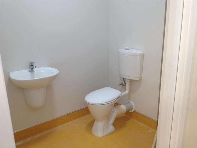 275 Mansfield Street Newtown_12