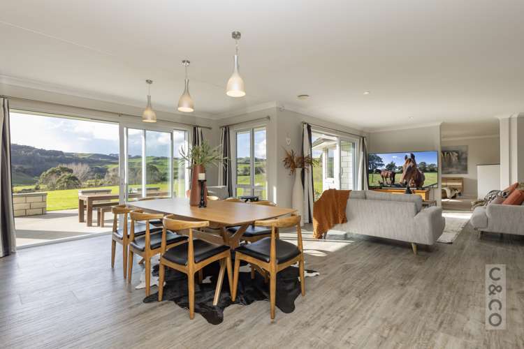 1242 State Highway 16 Waimauku_19