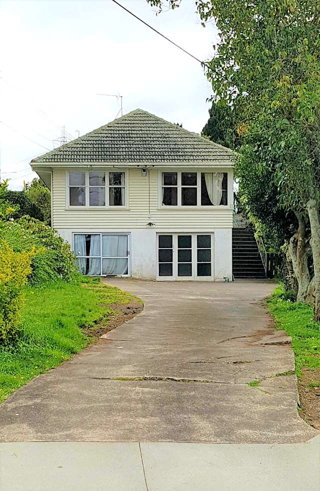 8 Alwyn Avenue Te Atatu South_3