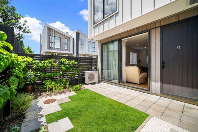 23/82 East Coast Road Milford_4