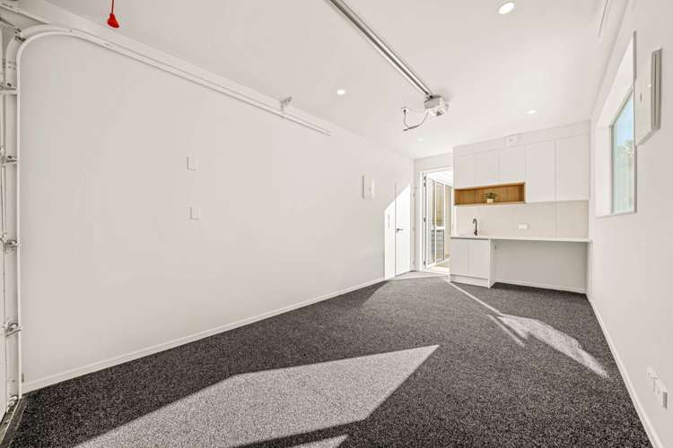 2 Oranga Avenue One Tree Hill_32