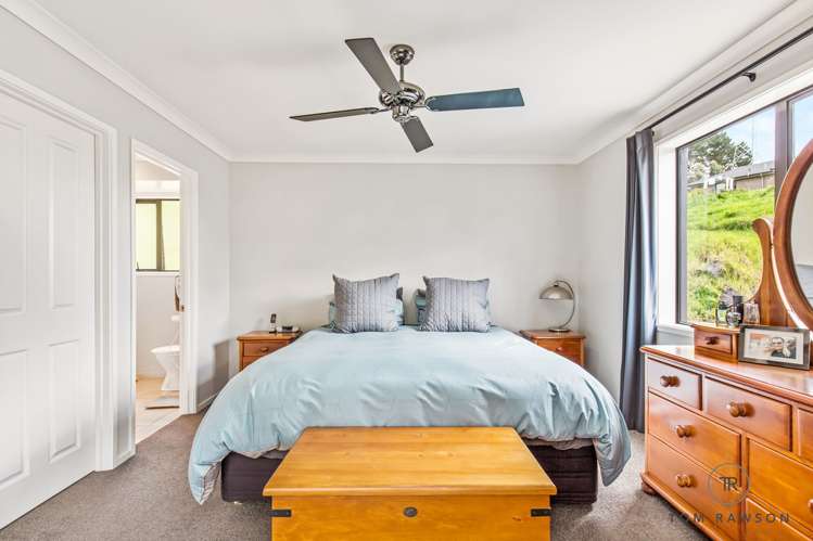 490 Redoubt Road Flat Bush_5