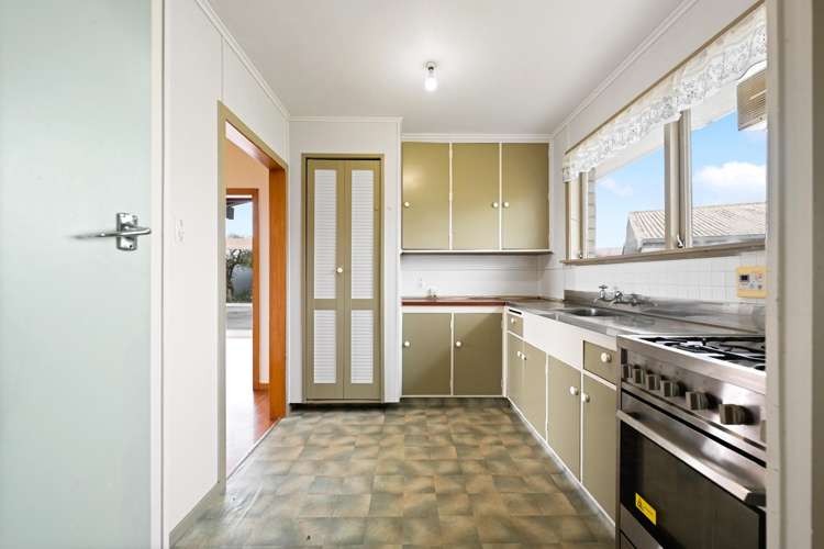 81 Snell Drive_5