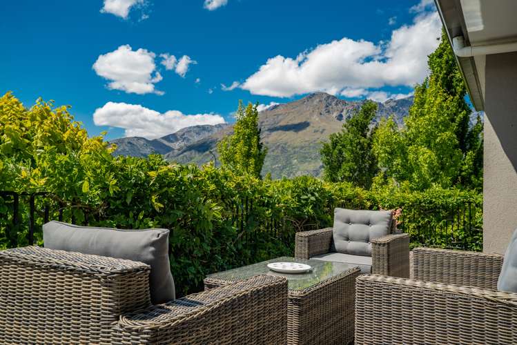 58 Ferry Hill Drive Lower Shotover_3