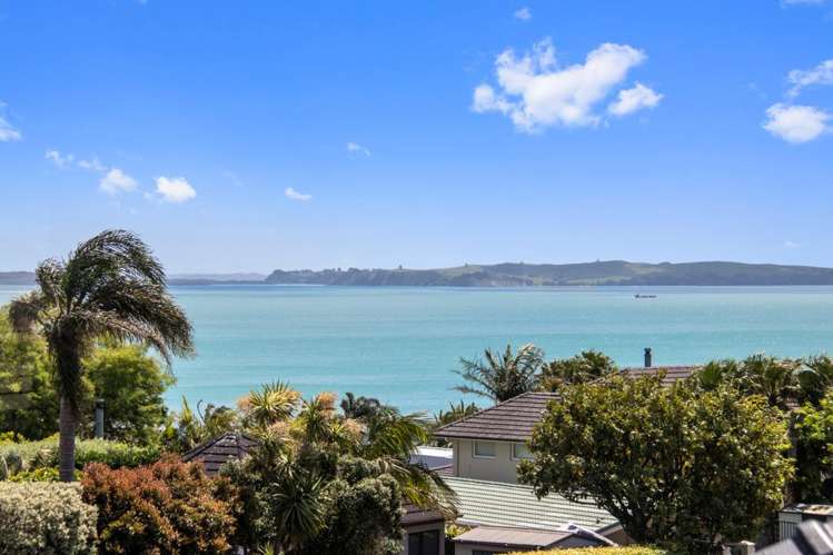 23 Seymour Road Mellons Bay_5