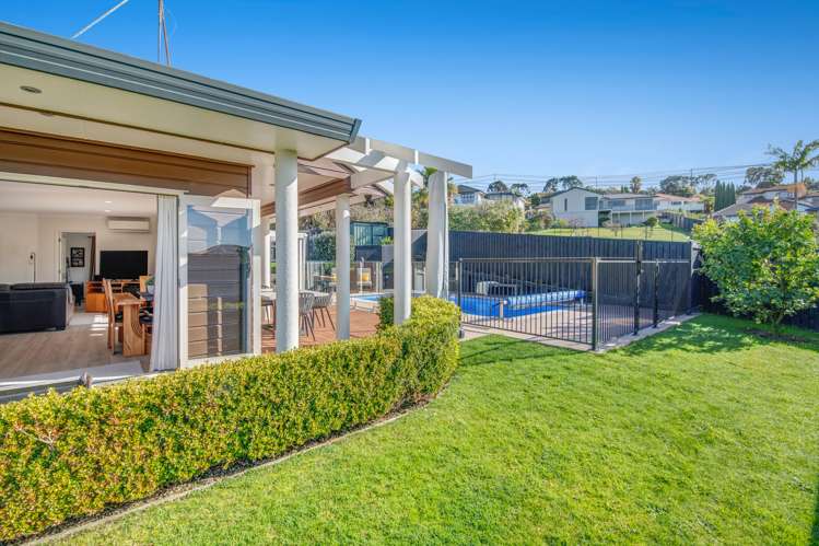 14 Astor Place Orewa_9