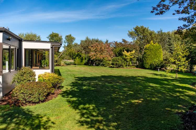 65 Beach Road East Elgin_20