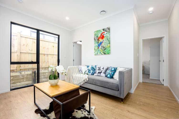4 Koromeke Street Flat Bush_10