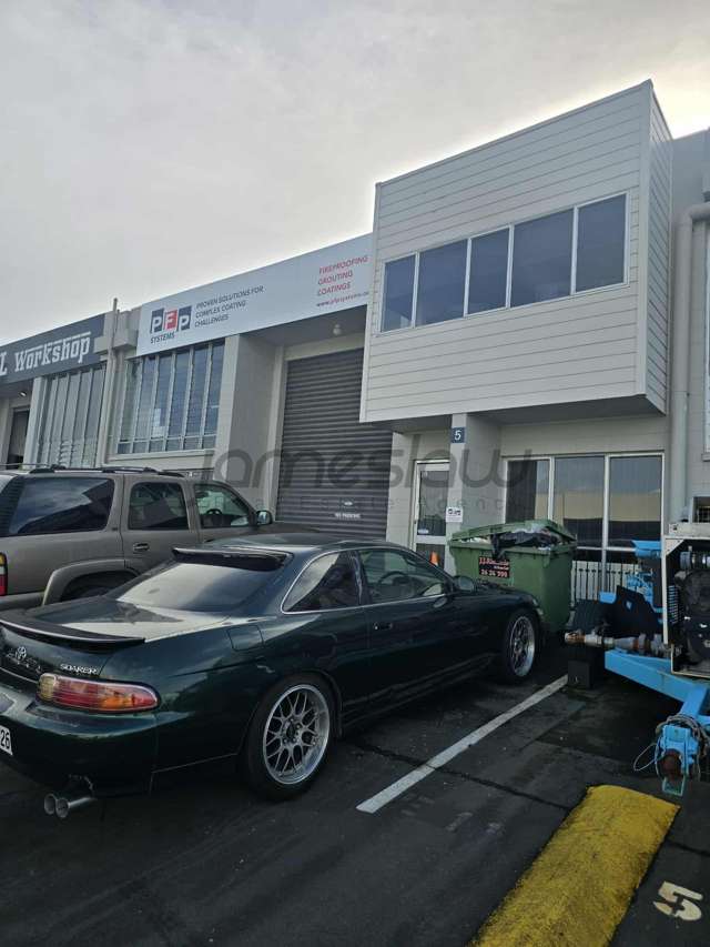 5/7-9 Marken Place Wairau Valley_1