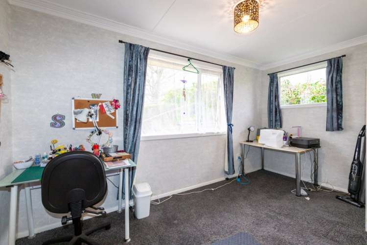 68 Waldron Crescent Green Island_12