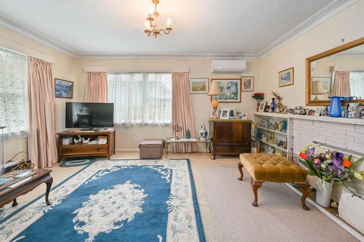 8 Werrina Crescent Mangakakahi_5