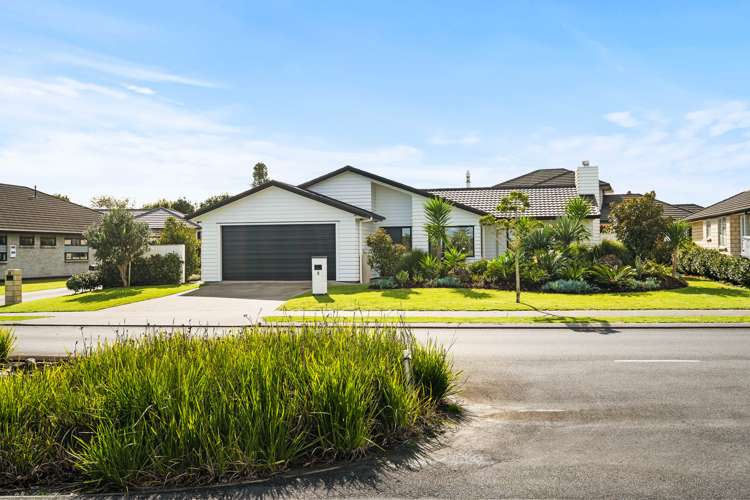 8 Stace Hopper Drive One Tree Point_34