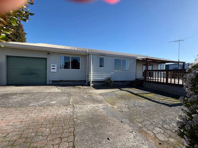 24A Woodford Avenue_0