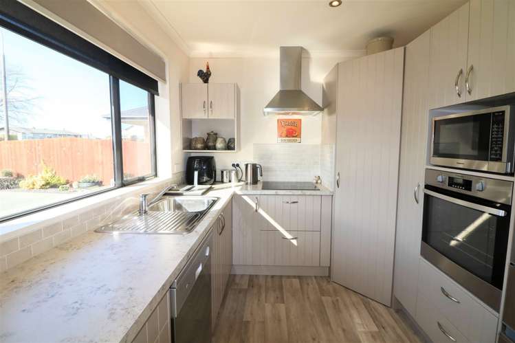 2 Baker Street Seaview_1