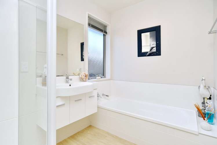 6 Saint Florian Place Woolston_19