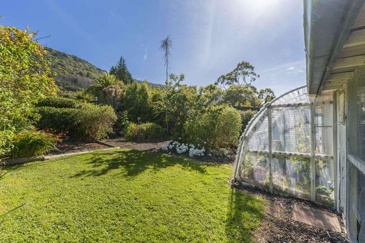 11 Monowai Road Ravensbourne_24