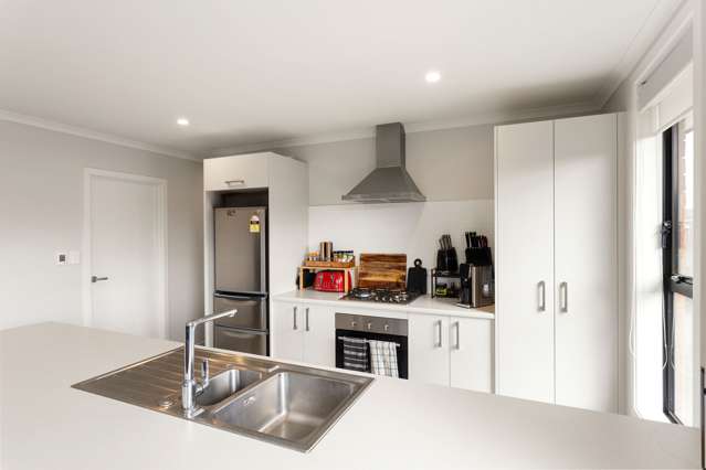 2/1 Paul Crescent Fairfield_3