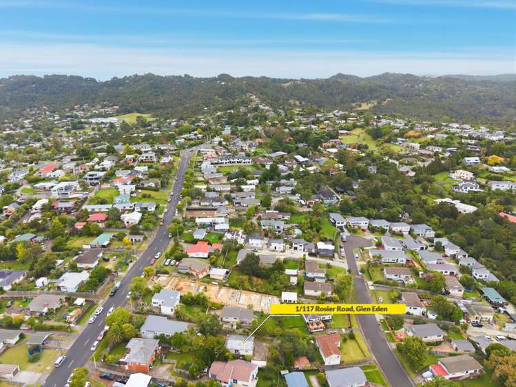 1/117 Rosier Road Glen Eden_18