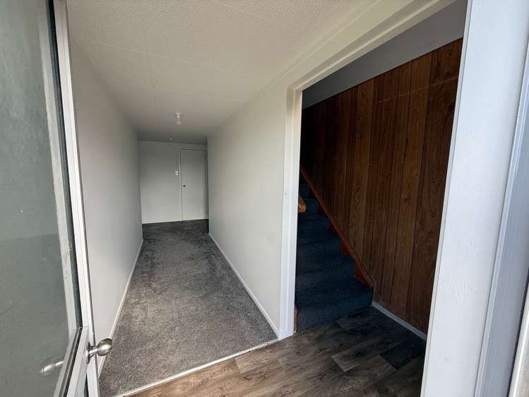 2/140 Metcalfe Road Ranui_7