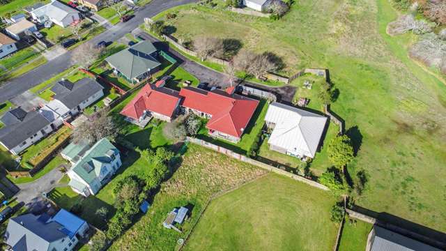 12 A,B,&C George Clay Place Huntly_1