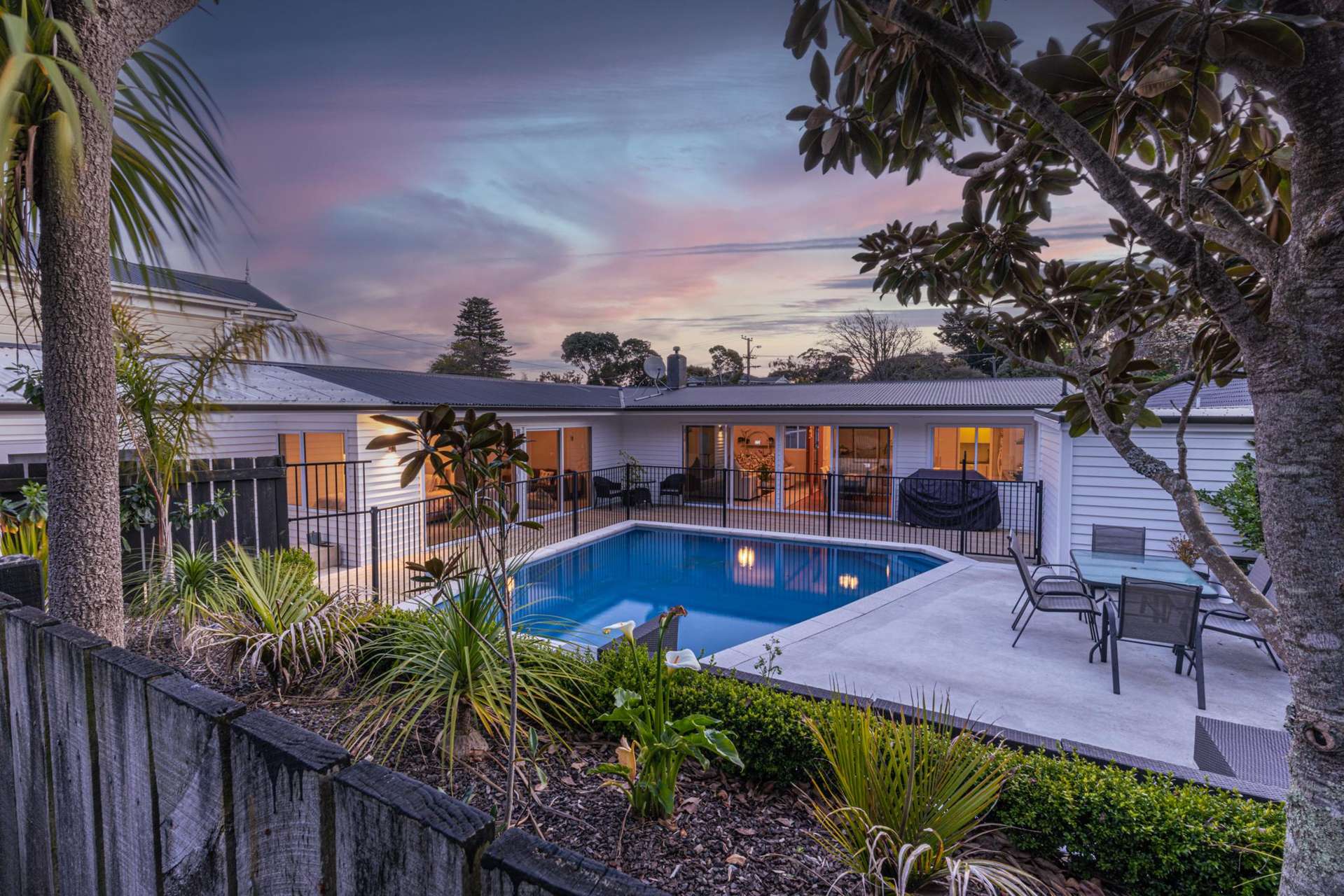 56 Great North Road Saint Johns Hill_0