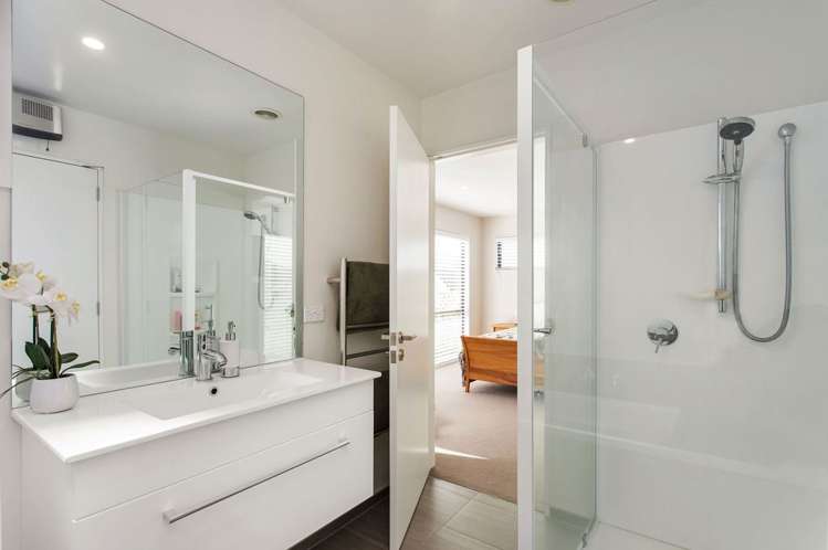 20d Hewitts Road Merivale_12