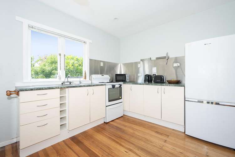 5 Manuka Road_5